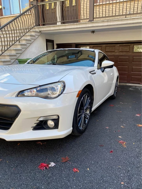 2015 Subaru BRZ 1st Gen - Image 2 of 11