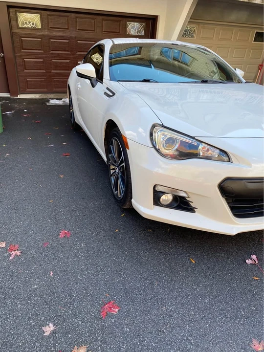 2015 Subaru BRZ 1st Gen - Image 3 of 11