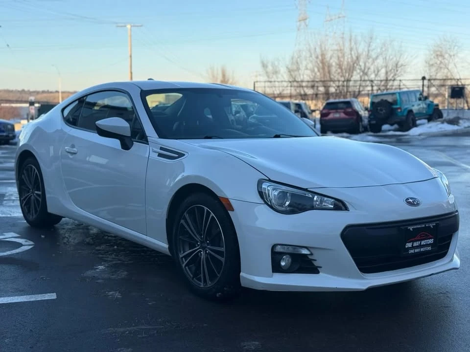 2015 Subaru BRZ 1st Gen - Image 6 of 19