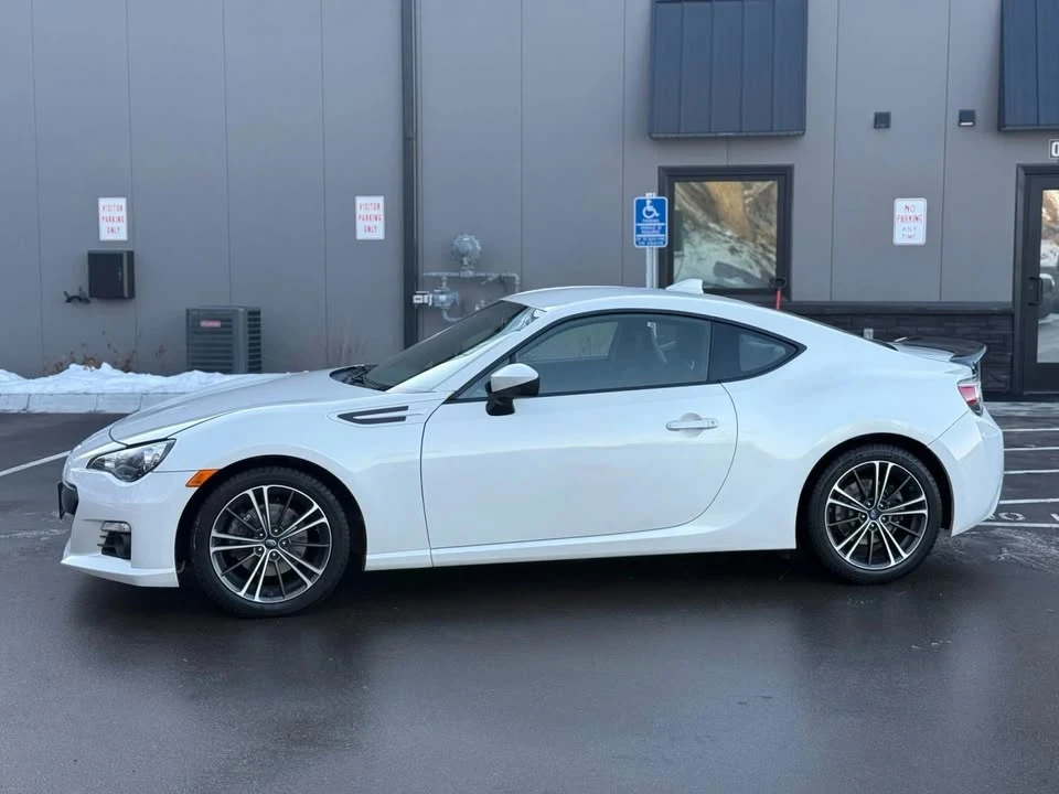 2015 Subaru BRZ 1st Gen - Image 2 of 19