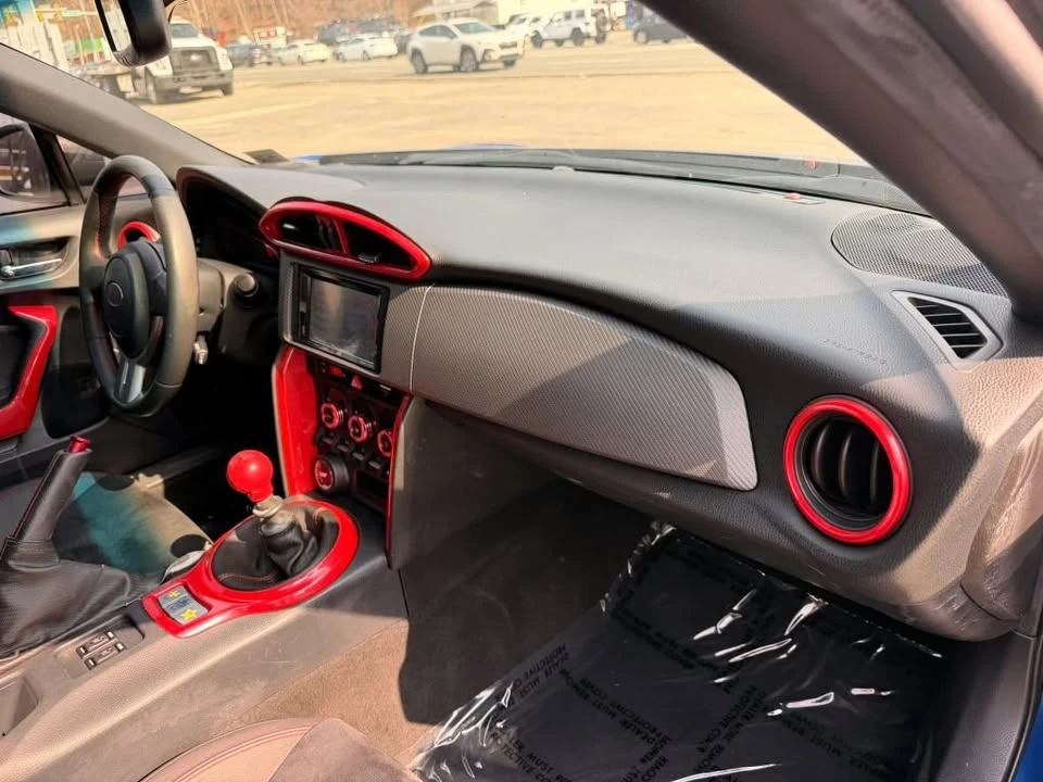 2015 Subaru BRZ 1st Gen - Image 10 of 17
