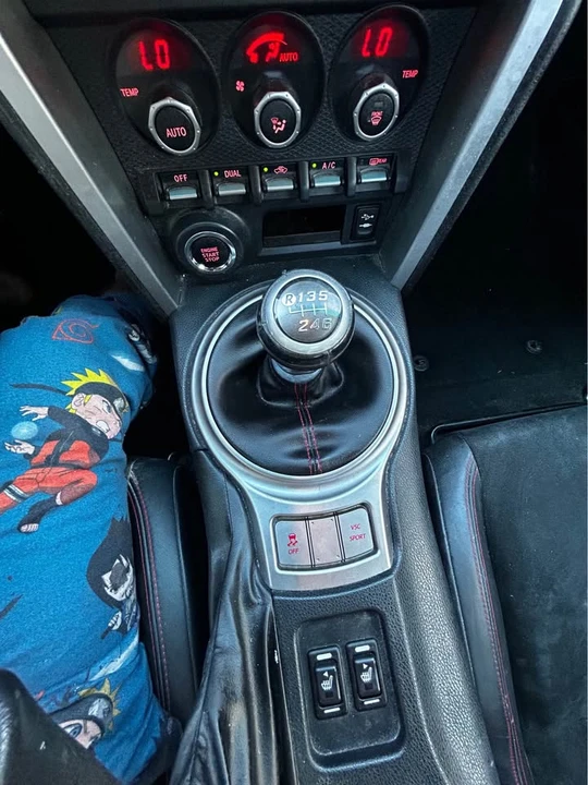 2015 Subaru BRZ 1st Gen - Image 6 of 8