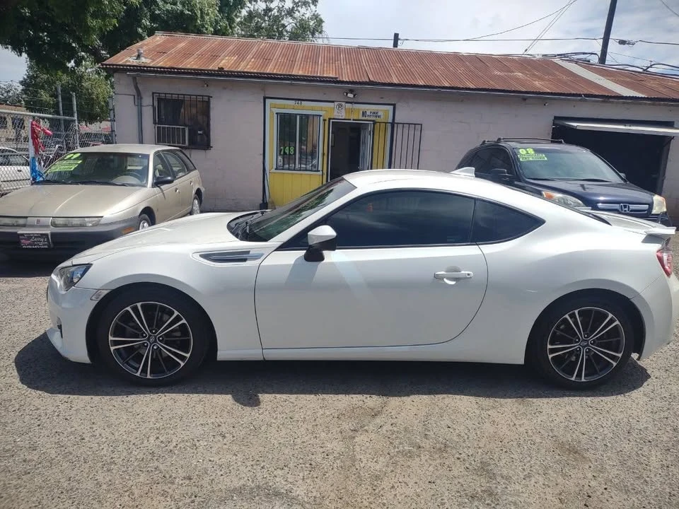 2015 Subaru BRZ 1st Gen - Image 5 of 14
