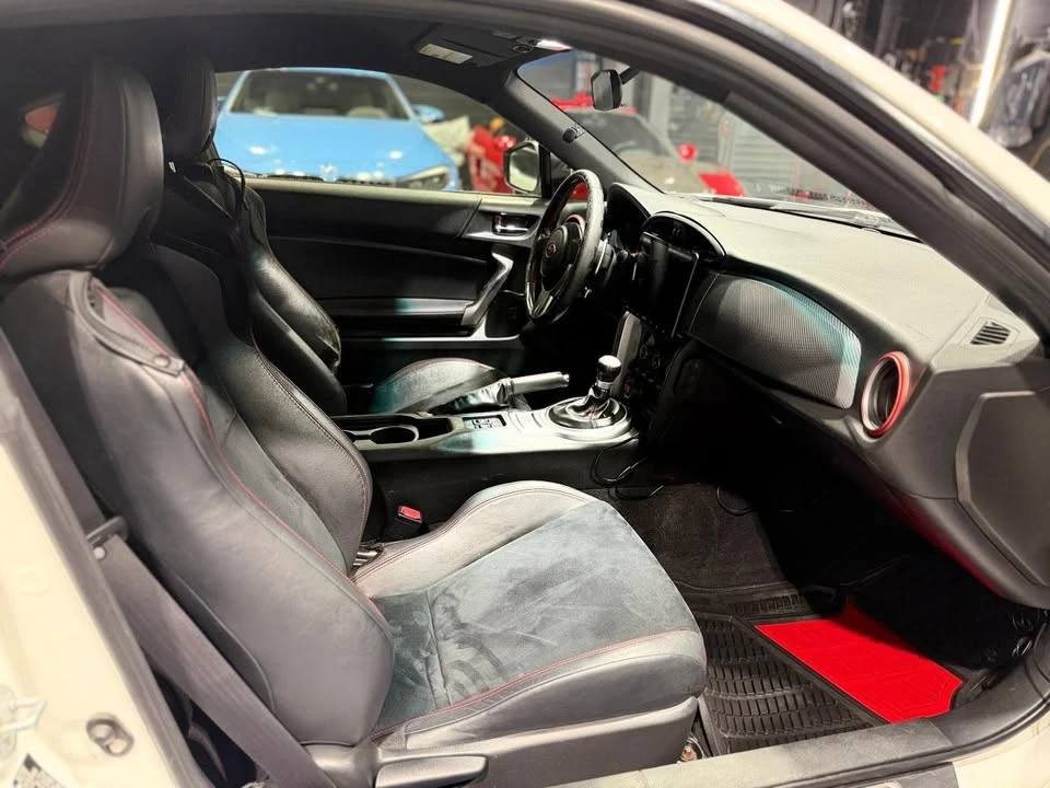 2015 Subaru BRZ 1st Gen - Image 10 of 20