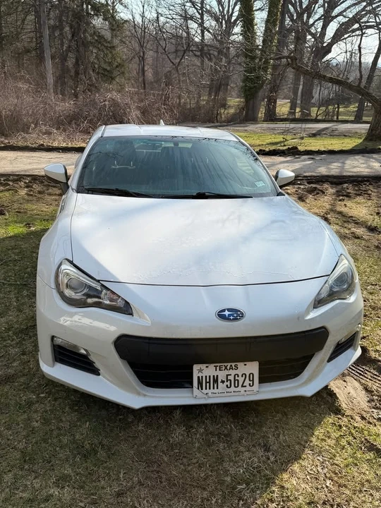 2015 Subaru BRZ 1st Gen - Image 2 of 19