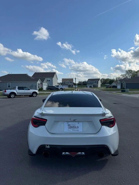 2015 Subaru BRZ 1st Gen - Image 5 of 11