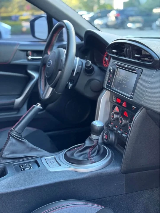 2015 Subaru BRZ 1st Gen - Image 10 of 15