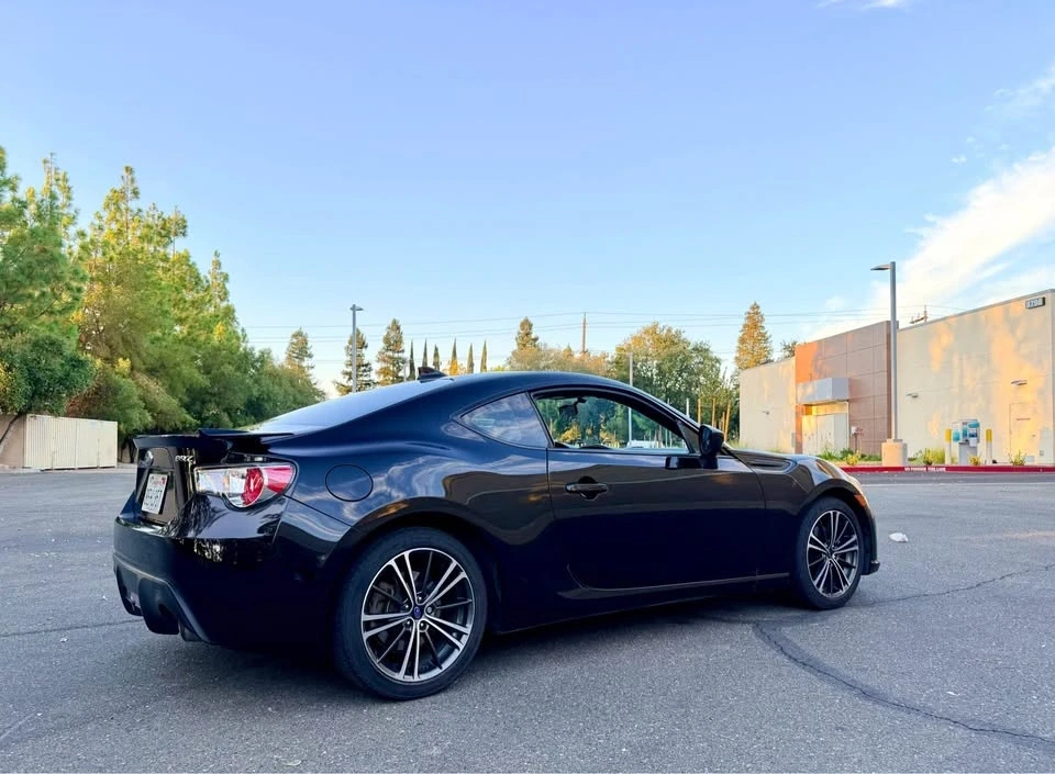 2015 Subaru BRZ 1st Gen - Image 7 of 18
