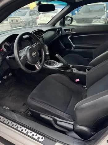 2015 Subaru BRZ 1st Gen - Image 2 of 2