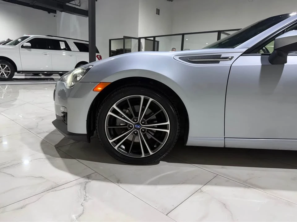 2015 Subaru BRZ 1st Gen - Image 5 of 20