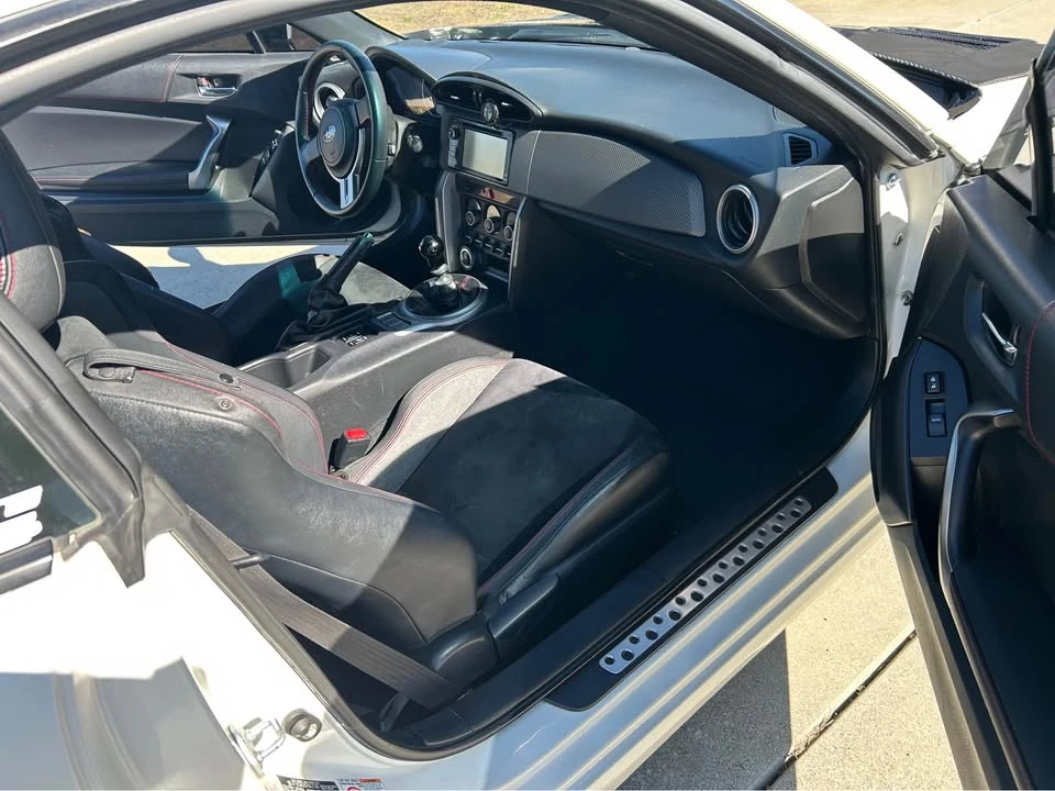 2015 Subaru BRZ 1st Gen - Image 10 of 16