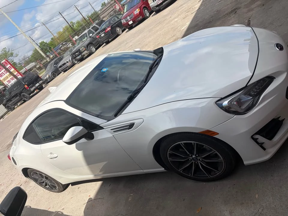 2015 Subaru BRZ 1st Gen - Image 5 of 12