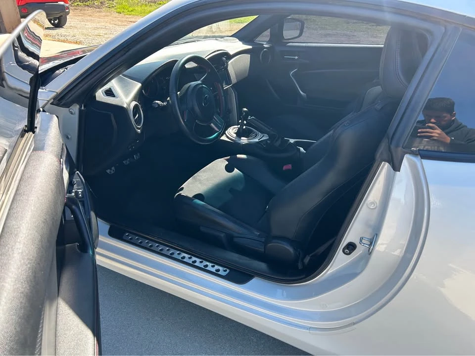2015 Subaru BRZ 1st Gen - Image 9 of 16