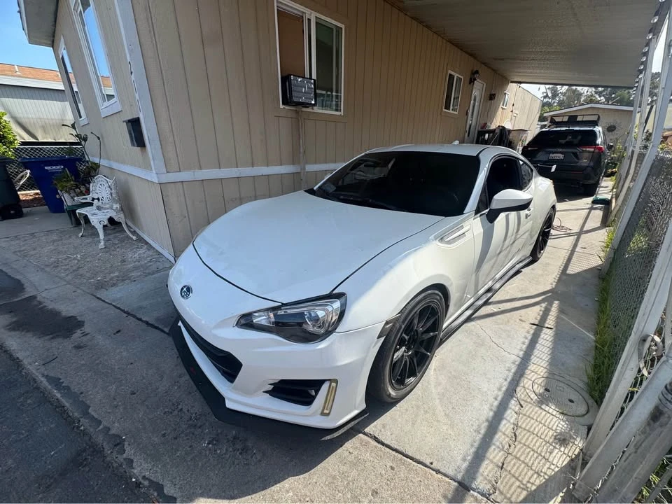 2015 Subaru BRZ 1st Gen - Image 2 of 11
