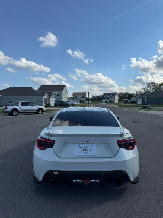 2015 Subaru BRZ 1st Gen - Image 5 of 11