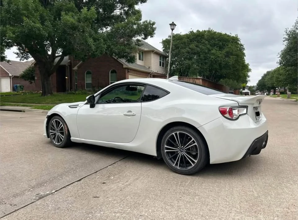 2015 Subaru BRZ 1st Gen - Image 9 of 13