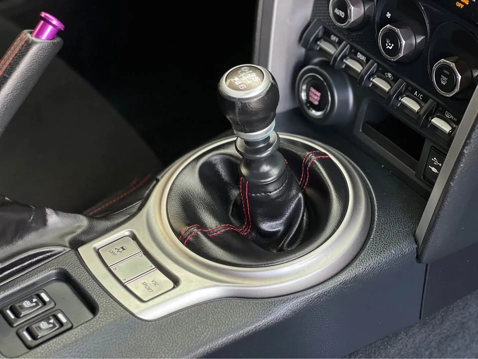 2015 Subaru BRZ 1st Gen - Image 10 of 20