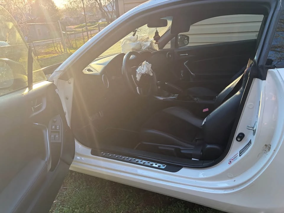 2015 Subaru BRZ 1st Gen - Image 7 of 15