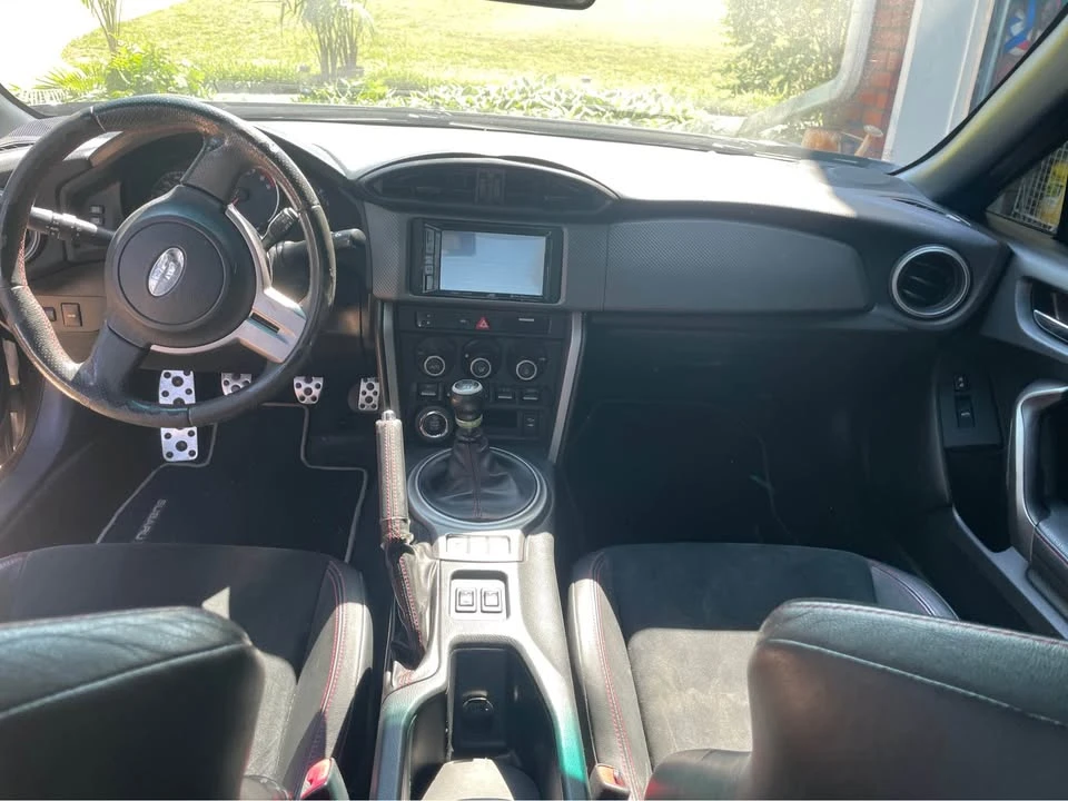 2015 Subaru BRZ 1st Gen - Image 10 of 17