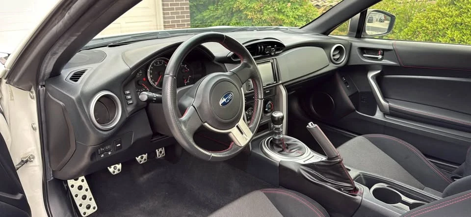 2015 Subaru BRZ 1st Gen - Image 5 of 11