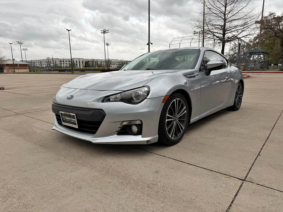 2015 Subaru BRZ 1st Gen - Image 2 of 13