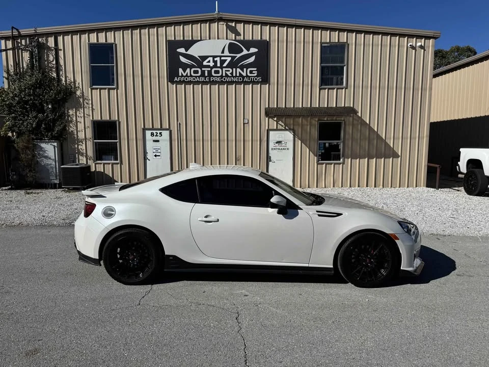 2015 Subaru BRZ 1st Gen - Image 2 of 20