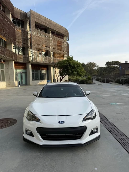 2015 Subaru BRZ 1st Gen - Image 2 of 12