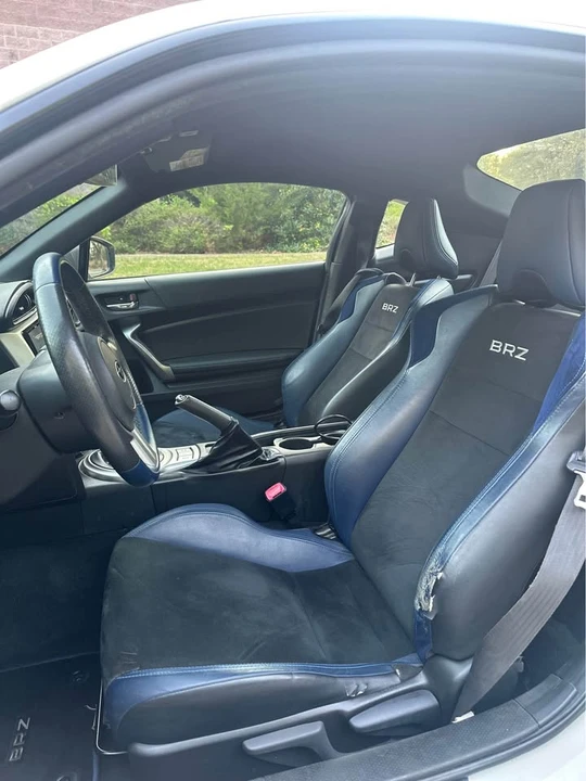 2015 Subaru BRZ 1st Gen - Image 17 of 18