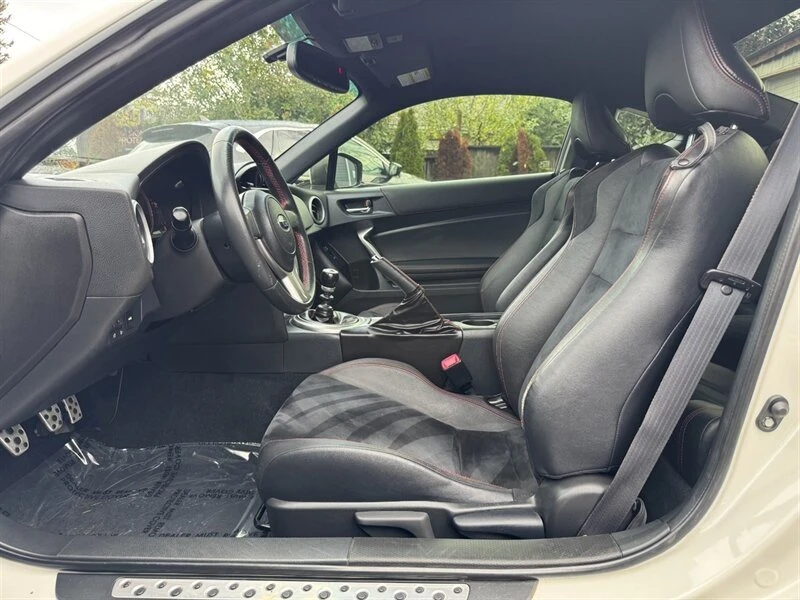 2015 Subaru BRZ 1st Gen - Image 11 of 20