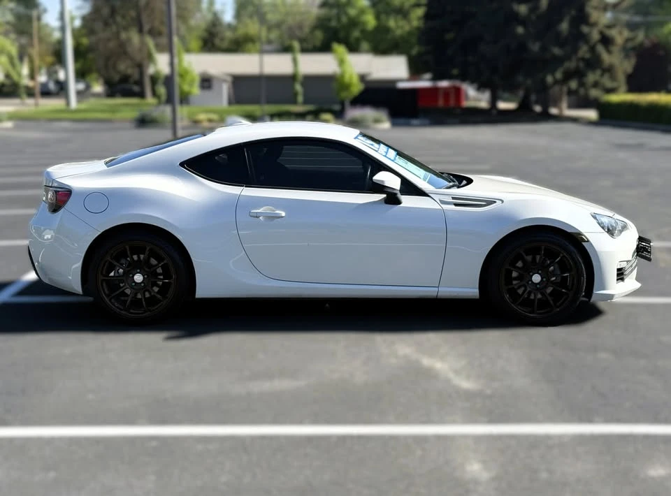 2015 Subaru BRZ 1st Gen - Image 2 of 15