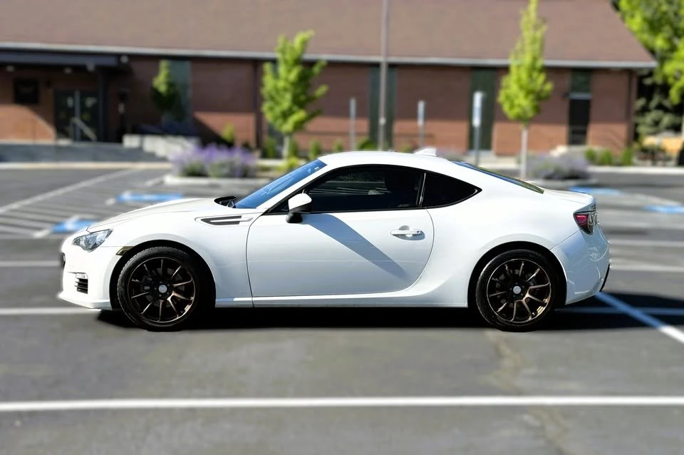 2015 Subaru BRZ 1st Gen - Image 2 of 15