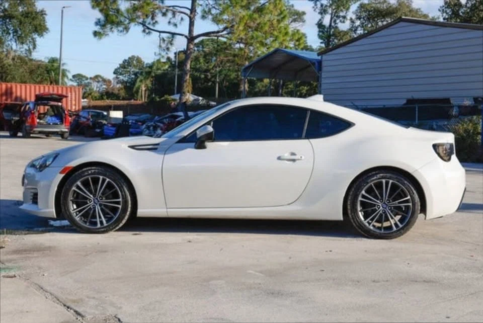 2015 Subaru BRZ 1st Gen - Image 2 of 19