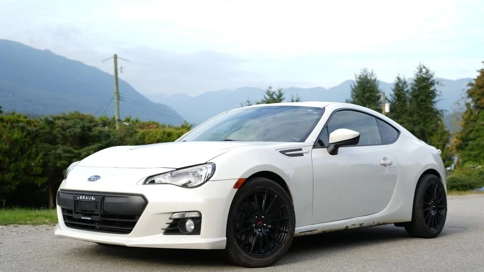 2015 Subaru BRZ 1st Gen - Image 2 of 12