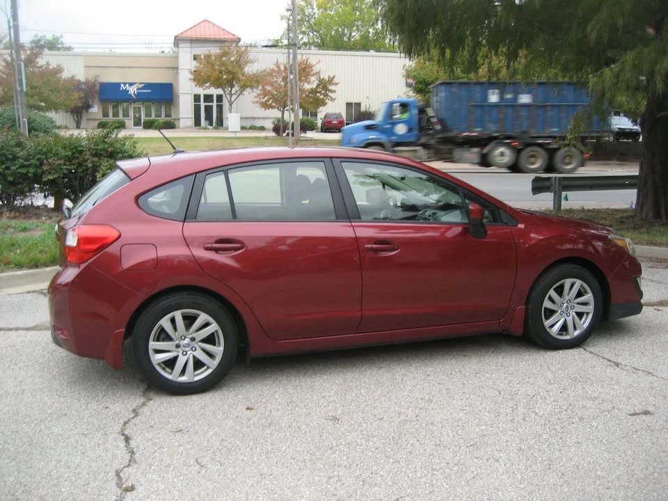 2015 Subaru Impreza 4th Gen - Image 9 of 18