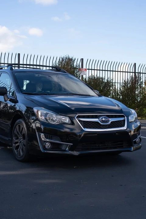 2015 Subaru Impreza 4th Gen - Image 2 of 19
