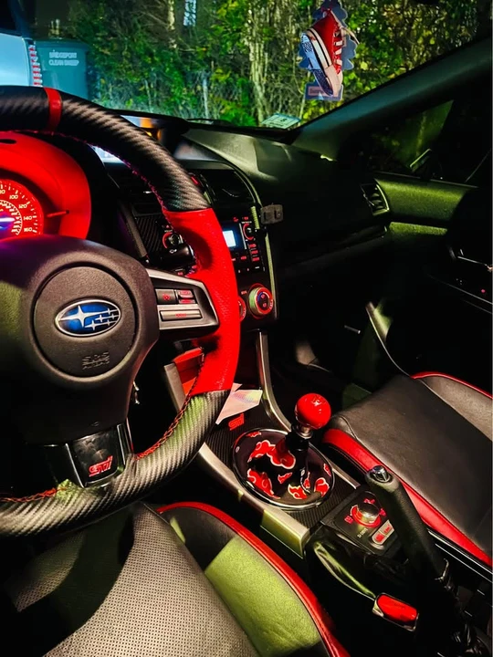 2015 Subaru Impreza WRX STi 4th Gen - Image 6 of 8