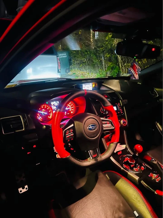 2015 Subaru Impreza WRX STi 4th Gen - Image 5 of 8