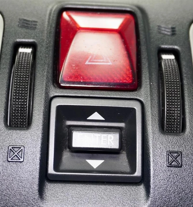 2015 Subaru Impreza WRX STi 3rd Gen - Image 16 of 19