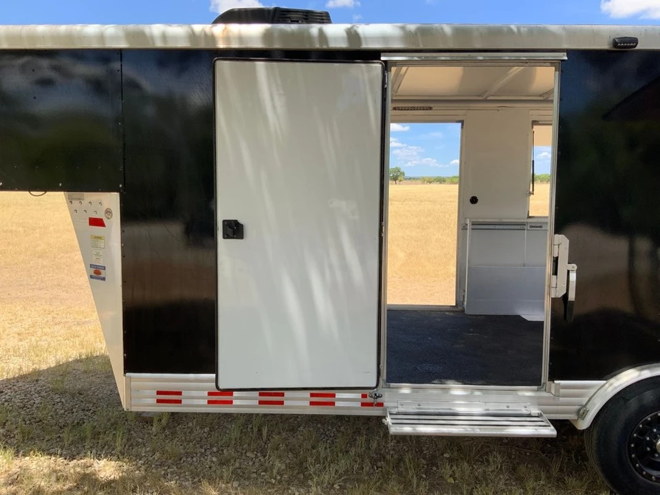 2015 Sundowner Sunlite - Image 14 of 21