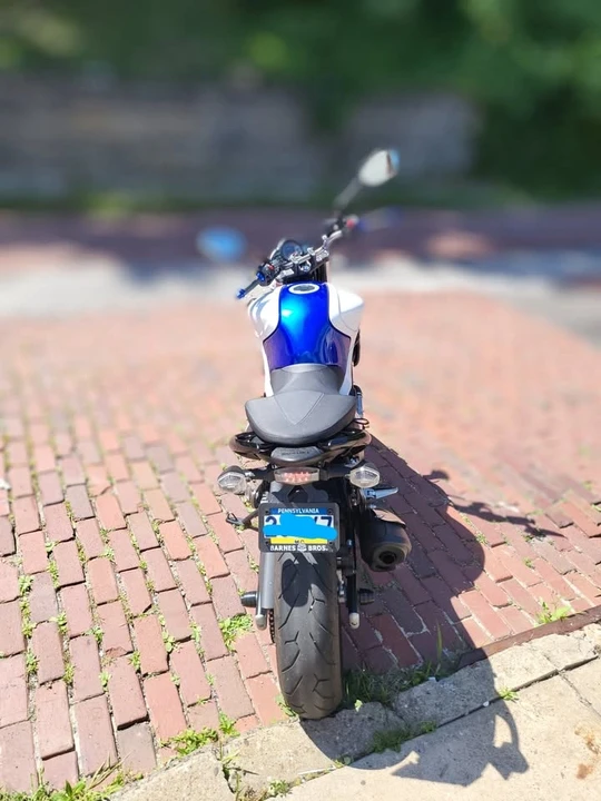 2015 Suzuki Motorcycles - Image 3 of 4
