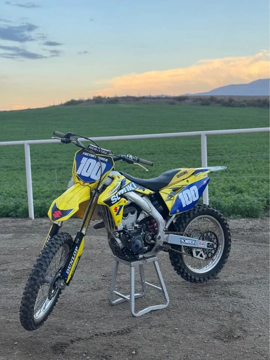 2015 Suzuki TM & RM - Image 2 of 8