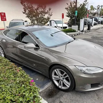 2015 Tesla Model S