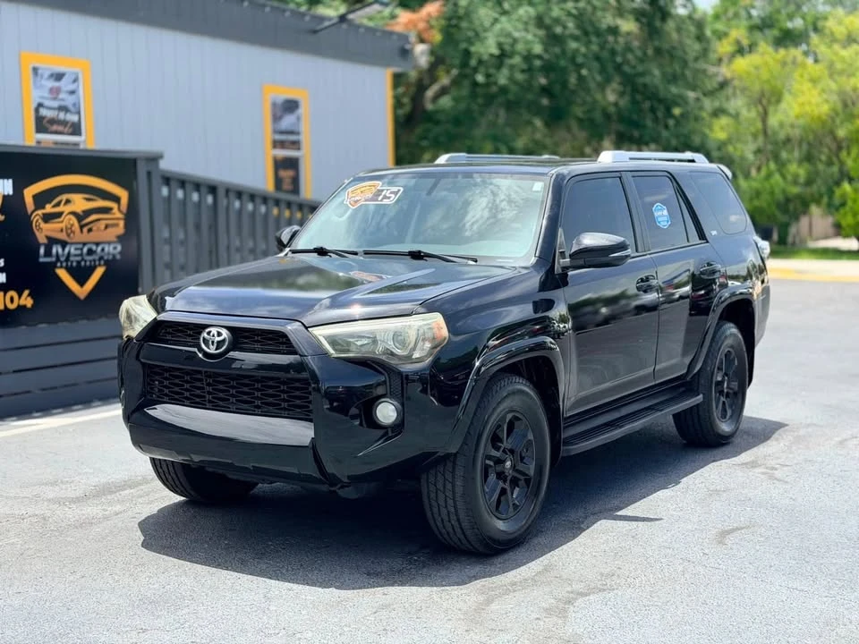 2015 Toyota 4Runner 5th Gen - Image 6 of 10