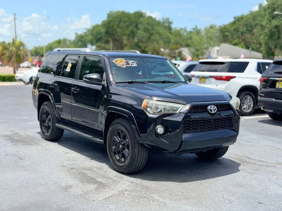 2015 Toyota 4Runner 5th Gen - Image 5 of 10