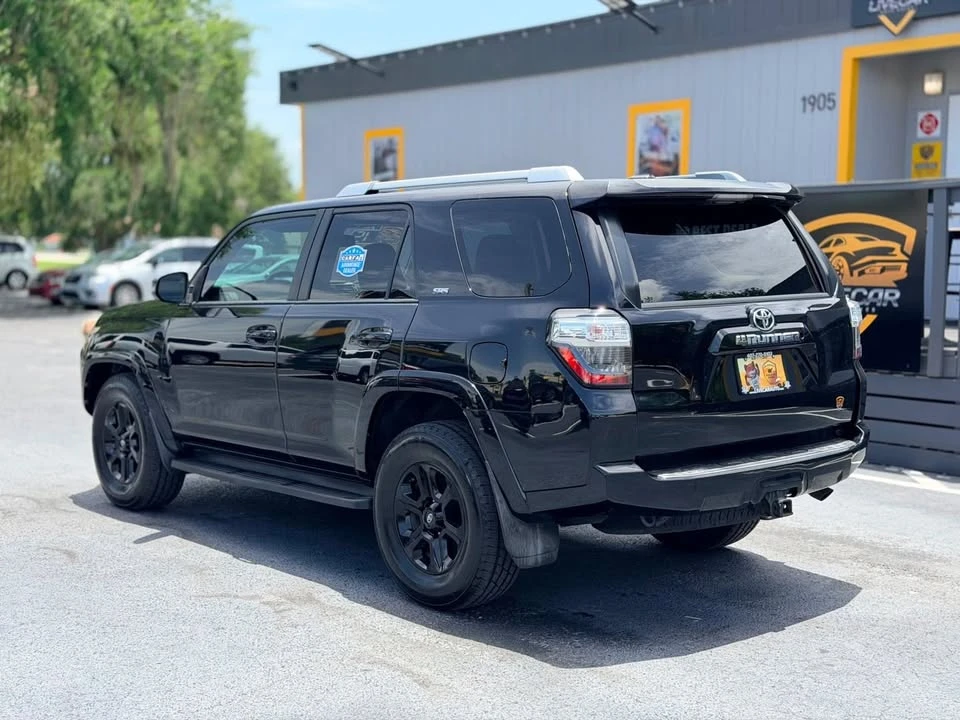2015 Toyota 4Runner 5th Gen - Image 9 of 10