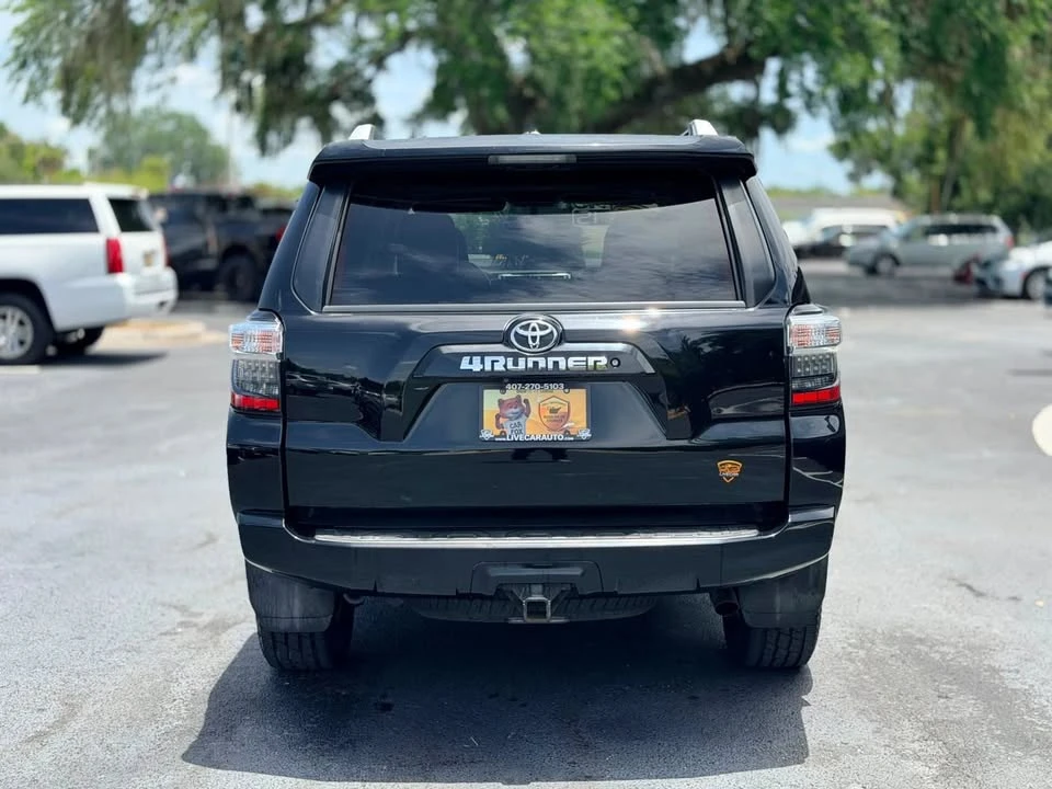 2015 Toyota 4Runner 5th Gen - Image 8 of 10