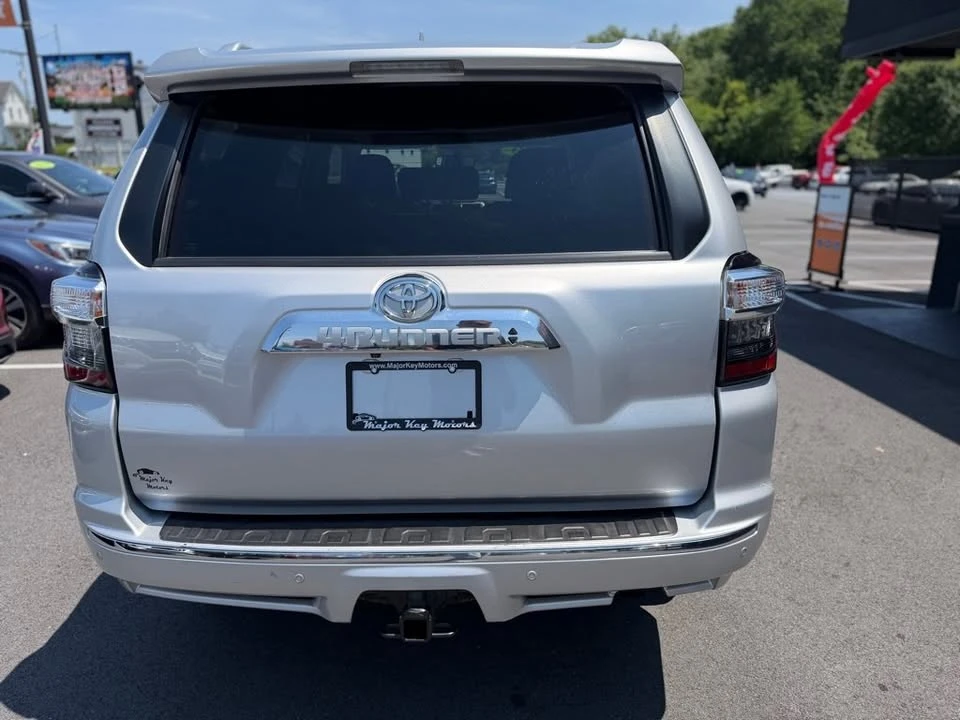 2015 Toyota 4Runner 5th Gen - Image 5 of 20