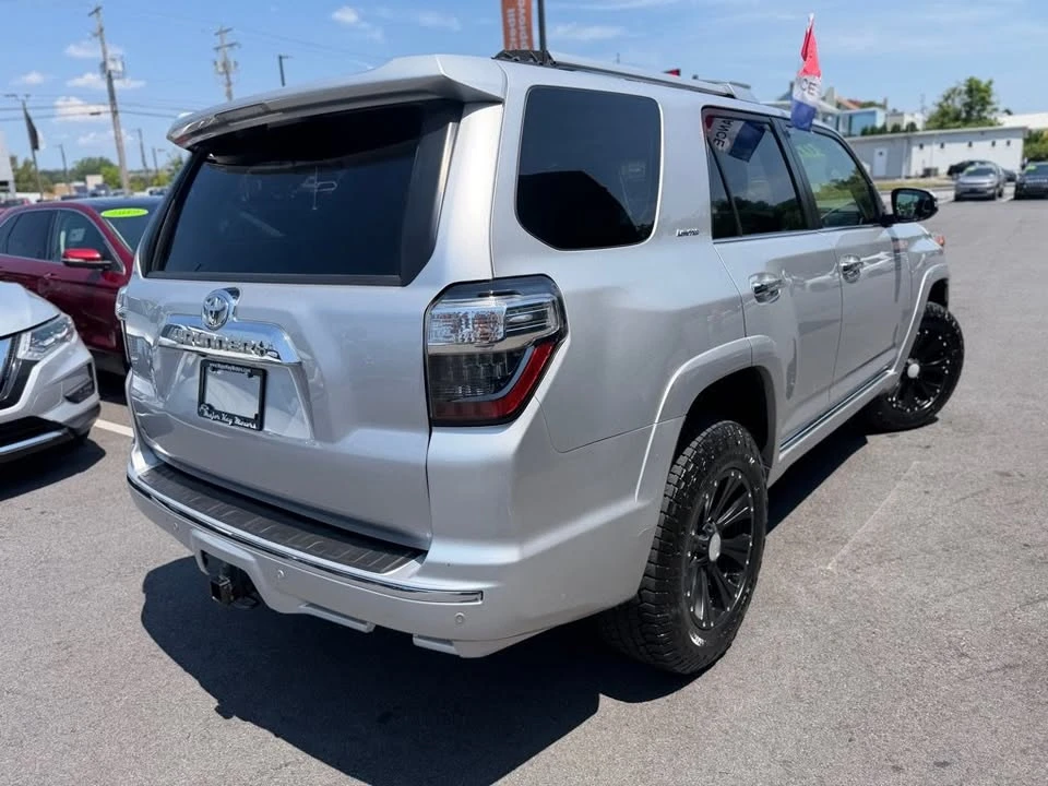 2015 Toyota 4Runner 5th Gen - Image 6 of 20