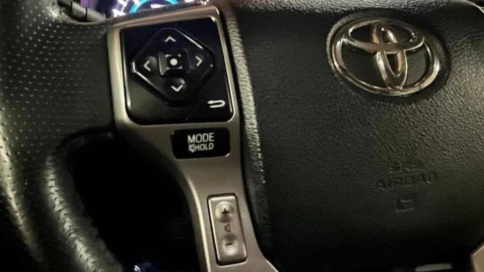 2015 Toyota 4Runner 5th Gen - Image 15 of 20