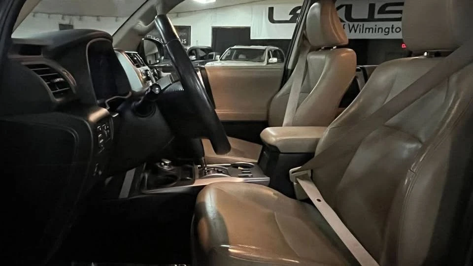2015 Toyota 4Runner 5th Gen - Image 9 of 20